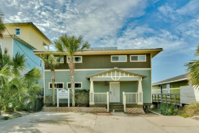 Sandy Bottoms - Fabulous West End Beach House & Hot Tub!